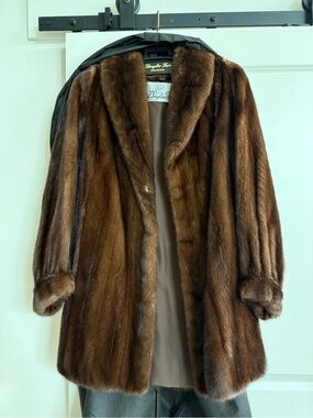 Vintage Women's Brown Mink Fur Coat